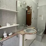 Dehomes - Two Bedrooms, Terrace, Wi-fi, Tram To Centre & Rho Fiera * Milan