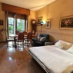 Dehomes - Two Bedrooms, Terrace, Wi-fi, Tram To Centre & Rho Fiera Milan