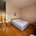 Dehomes - Two Bedrooms, Terrace, Wi-fi, Tram To Centre & Rho Fiera