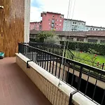 Dehomes - Two Bedrooms, Terrace, Wi-fi, Tram To Centre & Rho Fiera Apartment
