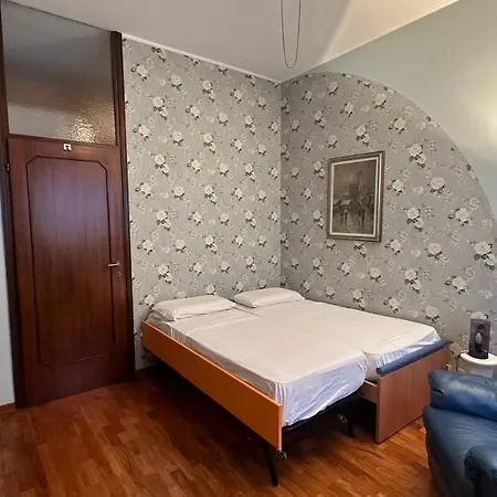 Dehomes - Two Bedrooms, Terrace, Wi-fi, Tram To Centre & Rho Fiera * Милан