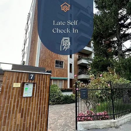 Dehomes - Two Bedrooms, Terrace, Wi-fi, Tram To Centre & Rho Fiera Apartament *