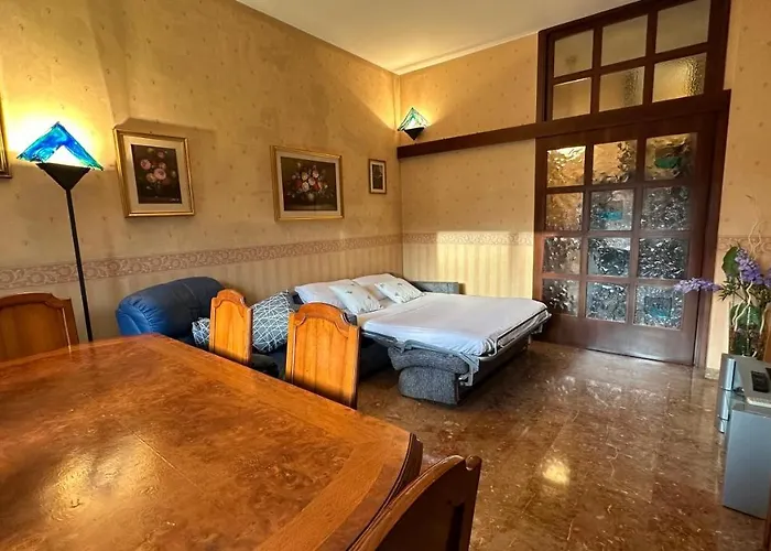 Dehomes - Two Bedrooms, Terrace, Wi-fi, Tram To Centre & Rho Fiera Apartament *