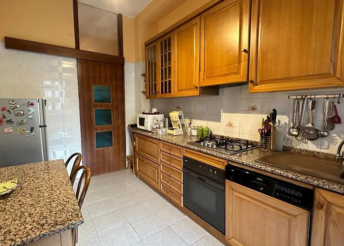 Dehomes - Two Bedrooms, Terrace, Wi-fi, Tram To Centre & Rho Fiera * Mediolan