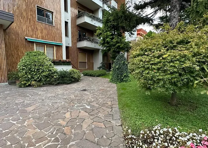 Dehomes - Two Bedrooms, Terrace, Wi-fi, Tram To Centre & Rho Fiera Apartament Mediolan