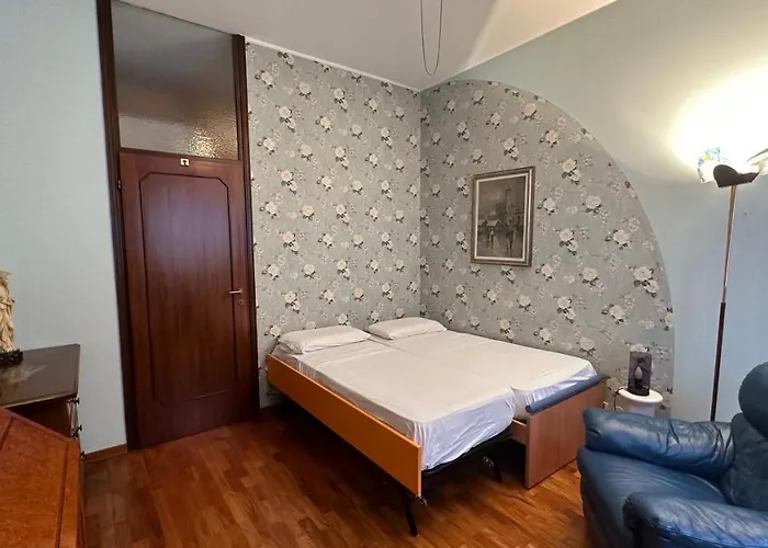 Dehomes - Two Bedrooms, Terrace, Wi-fi, Tram To Centre & Rho Fiera * Mediolan